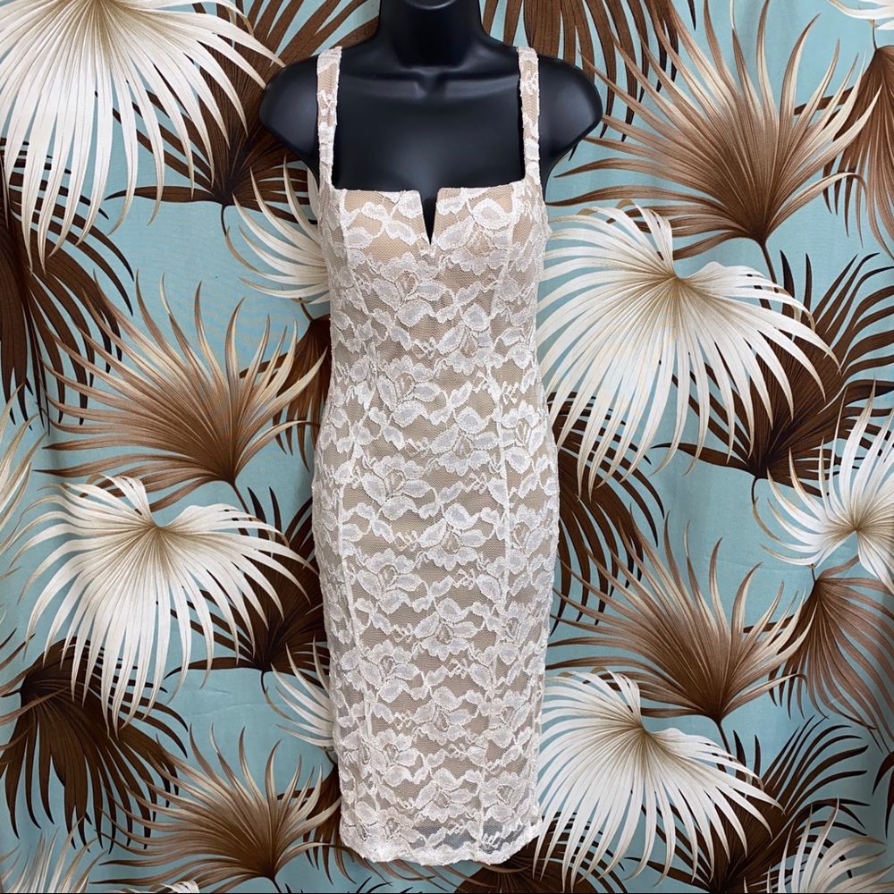 🔴 2/$25 S|A|L|E - Agaci | Lace Pull-On Midi